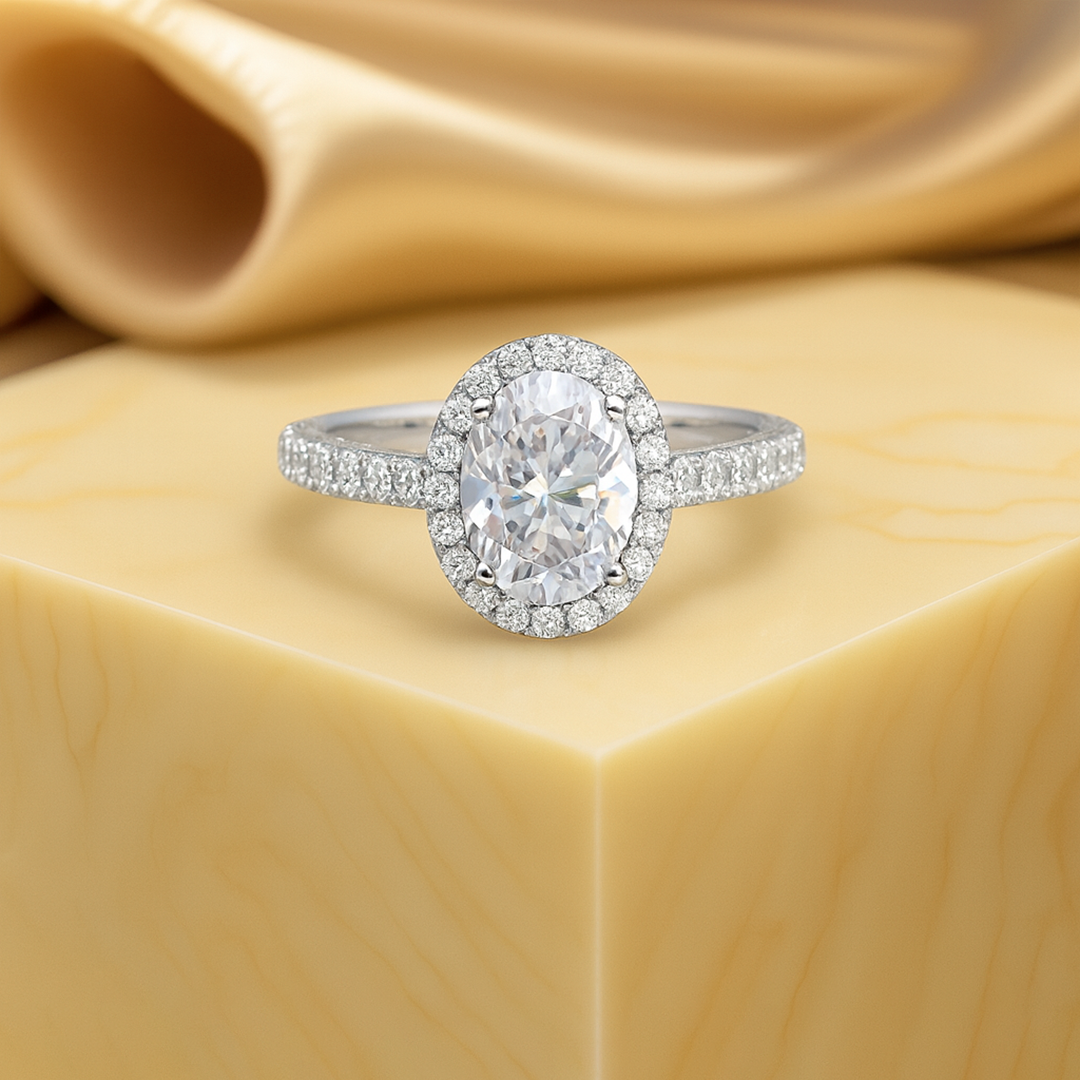 HALO MOISSANITE ENGAGEMENT Ring