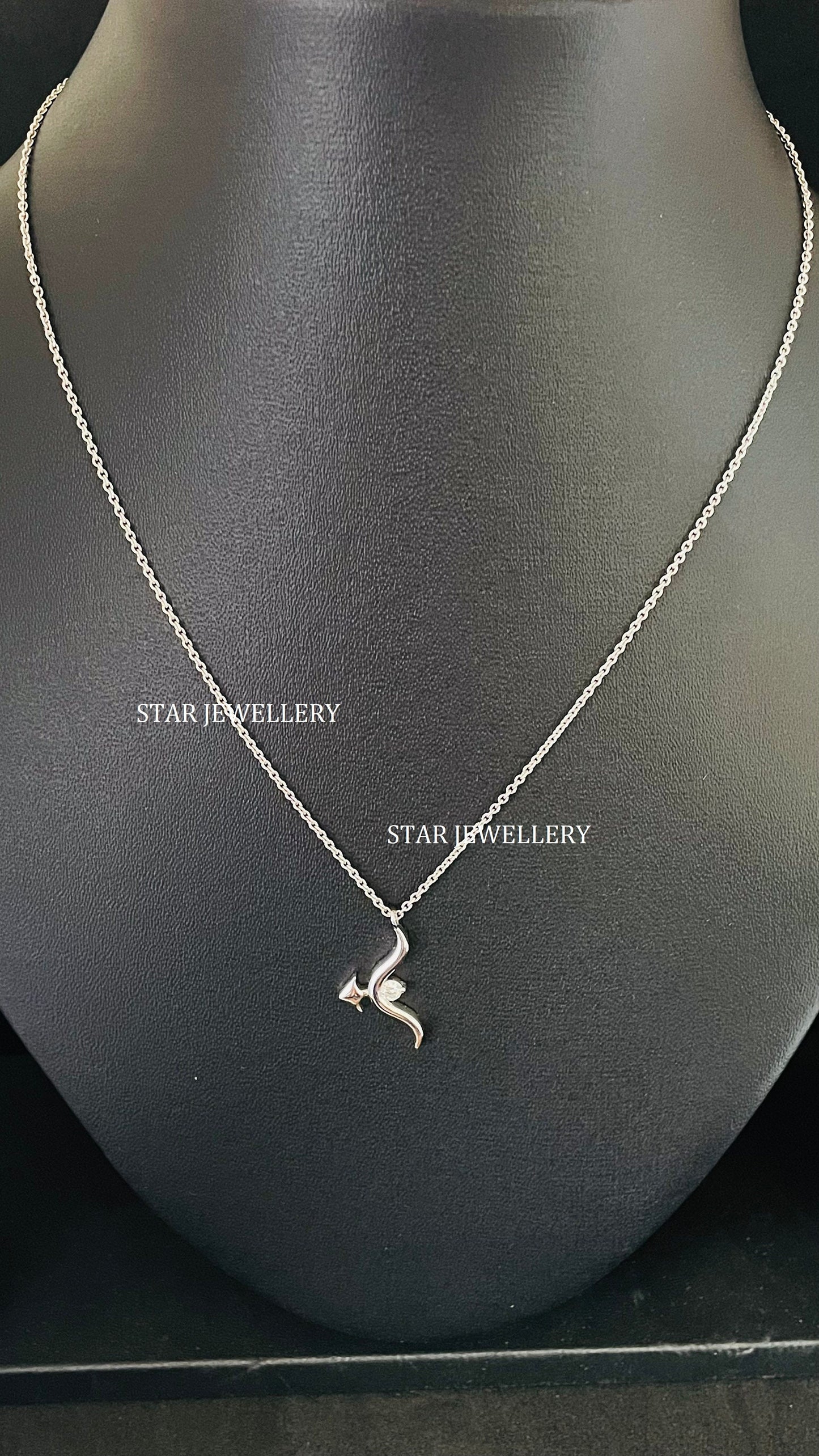 Natural Diamond Arrow Necklace