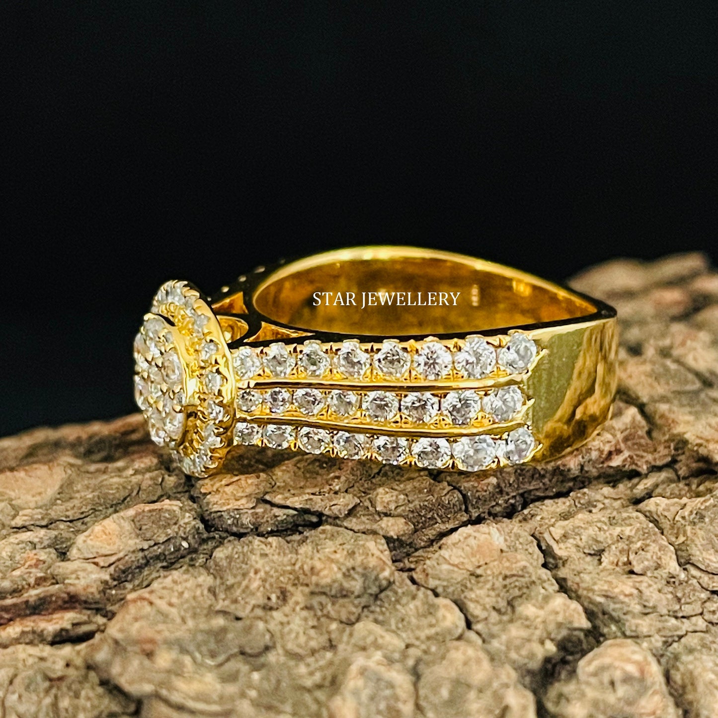 Round Diamond Cluster Halo Engagement Ring with 14K Solid Gold