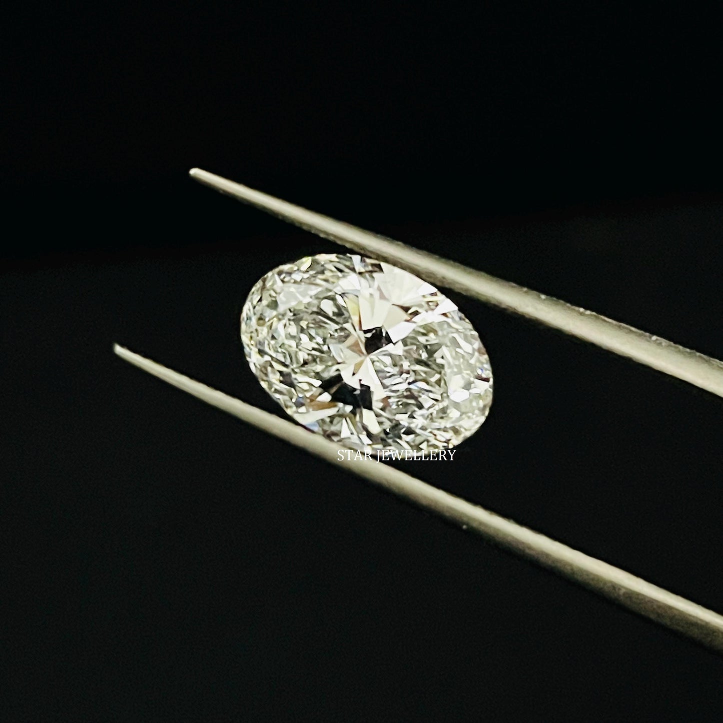 IGI Certified 2.50 Ct CVD Lab Oval Cut Loose Diamond