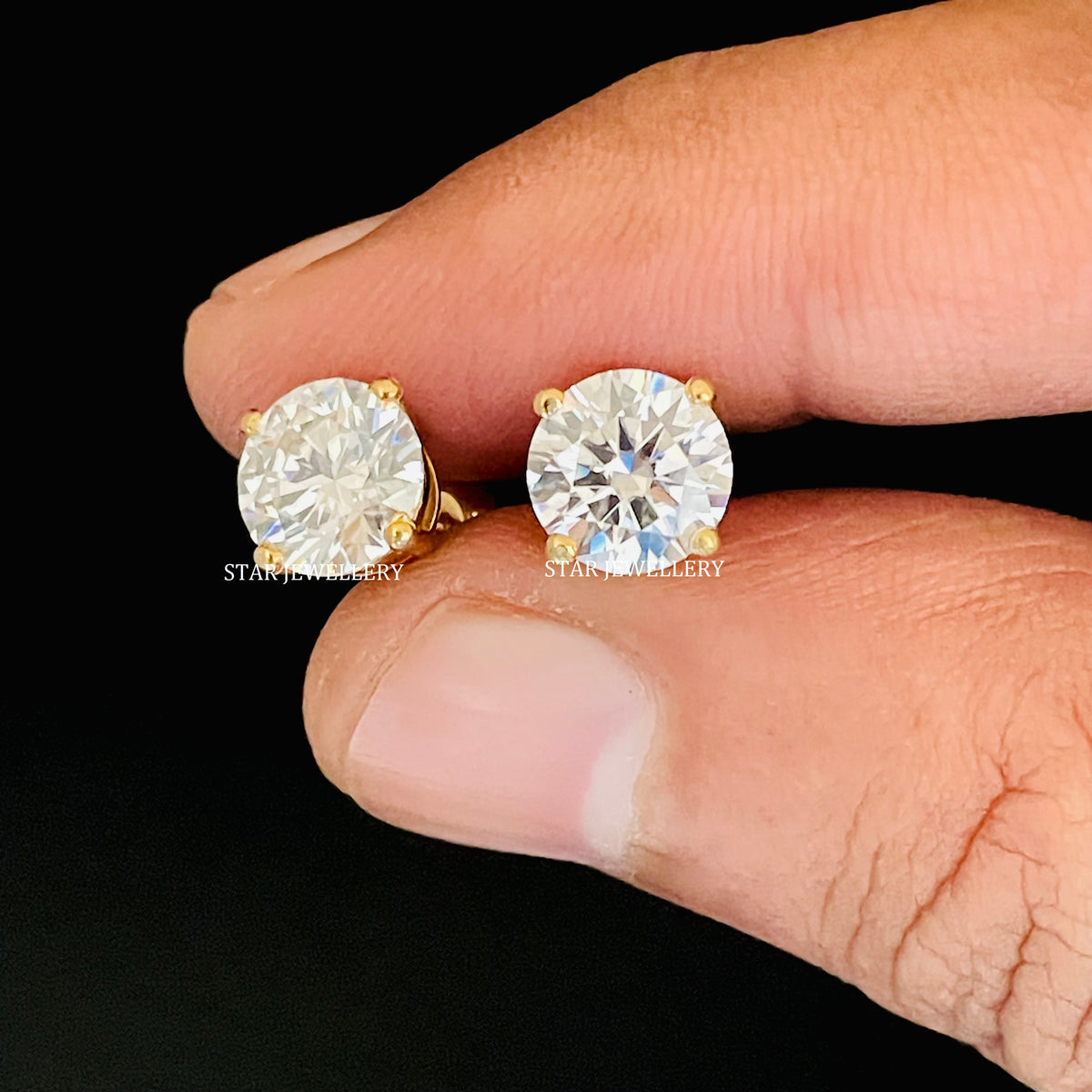 Free 925 Silver 2CT VVS Moissanite Earring (Worth $399) with Purchase of $2,999+