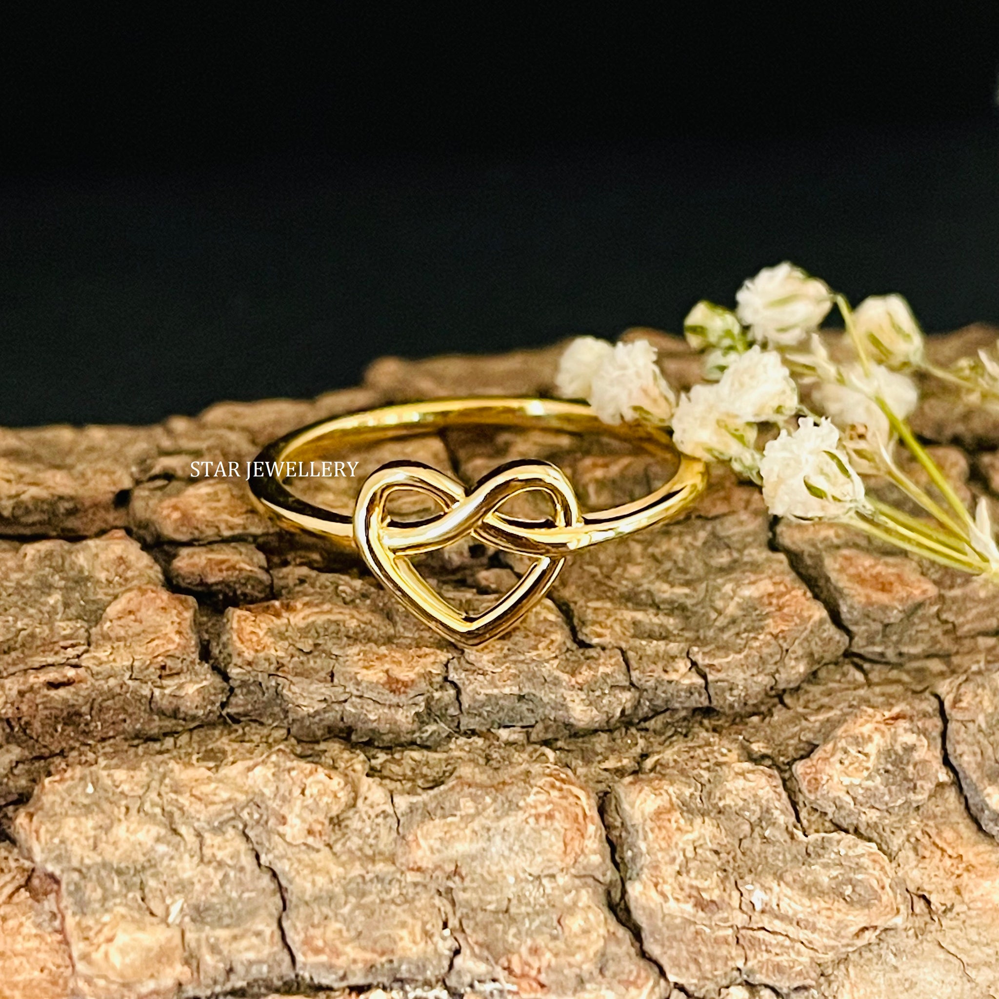 Solid Gold Dainty Twist Heart Ring