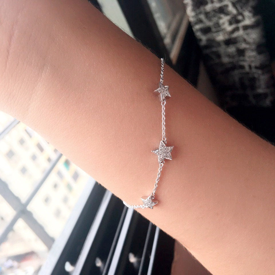 Natural Diamond Solid Gold STAR Bracelet