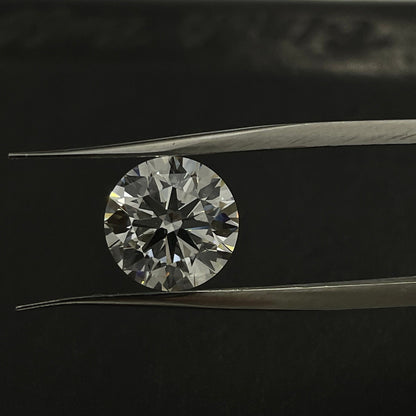 3.00 Ct Brilliant Round Cut E / VS IGI Lab Grown Diamond