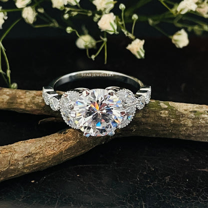 Art Deco Brilliant Round Cut Colorless Moissanite Miligrain Engagement Ring