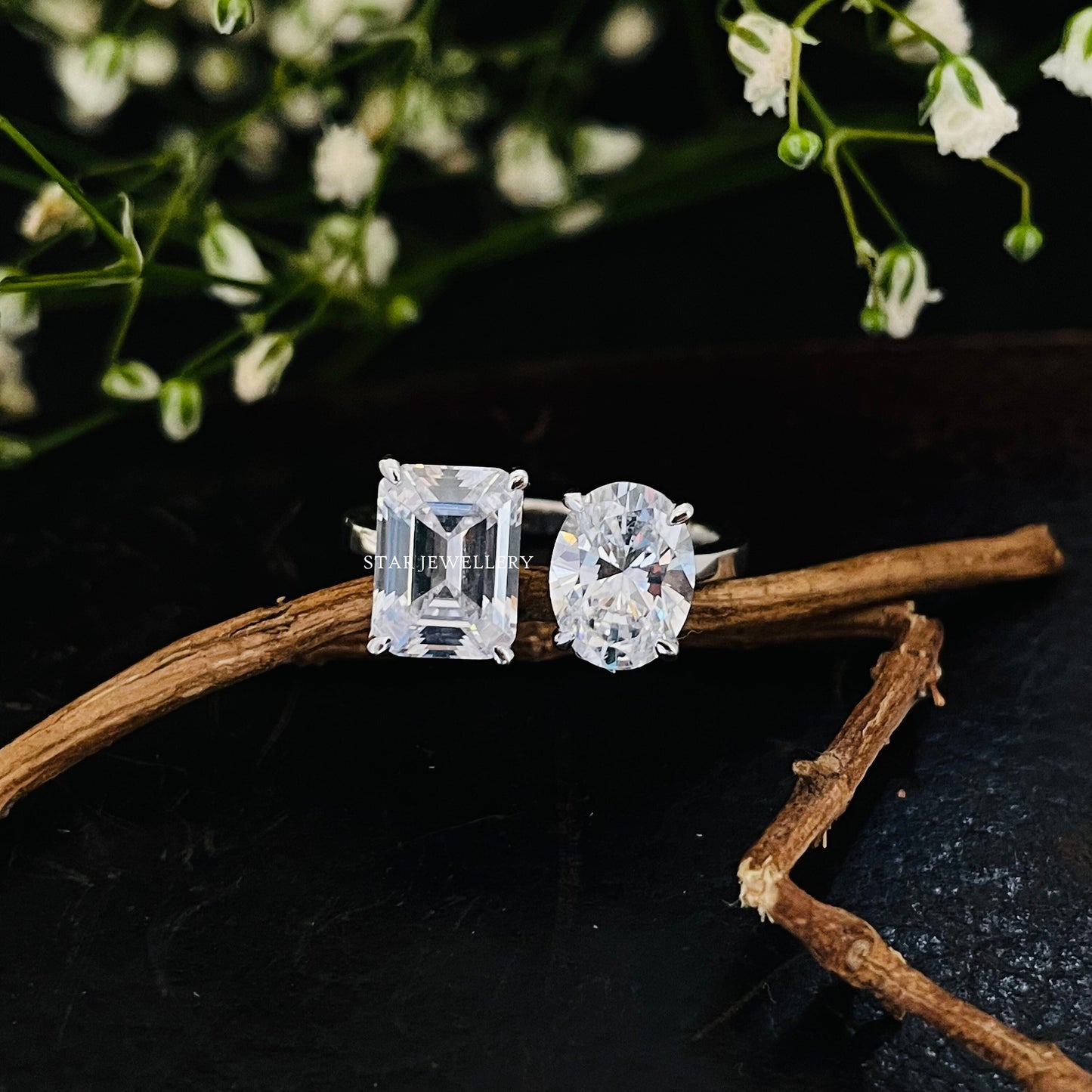 Colorless Oval Cut and Emerald Cut Toi Et Moi Moissanite Ring