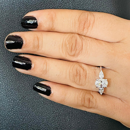 1.00 Ct Colorless Oval Cut Moissanite Engagement Ring