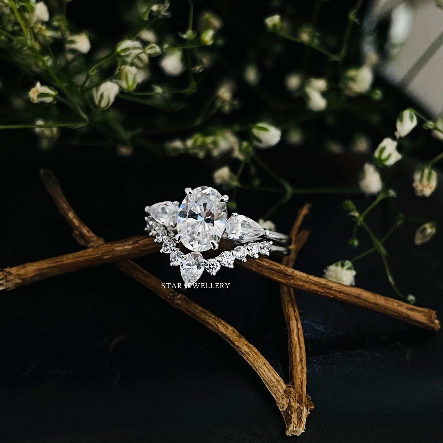 1.25 Ct Colorless Oval Cut Moissanite Wedding Ring Set