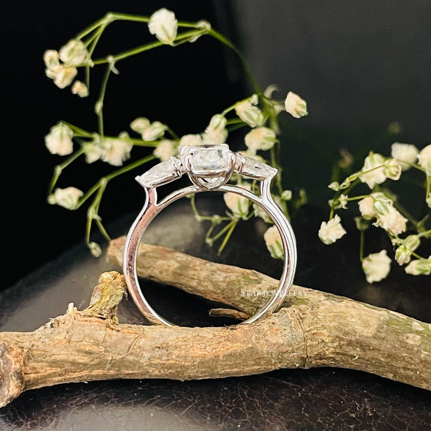 1.00 Ct Colorless Oval Cut Moissanite Engagement Ring