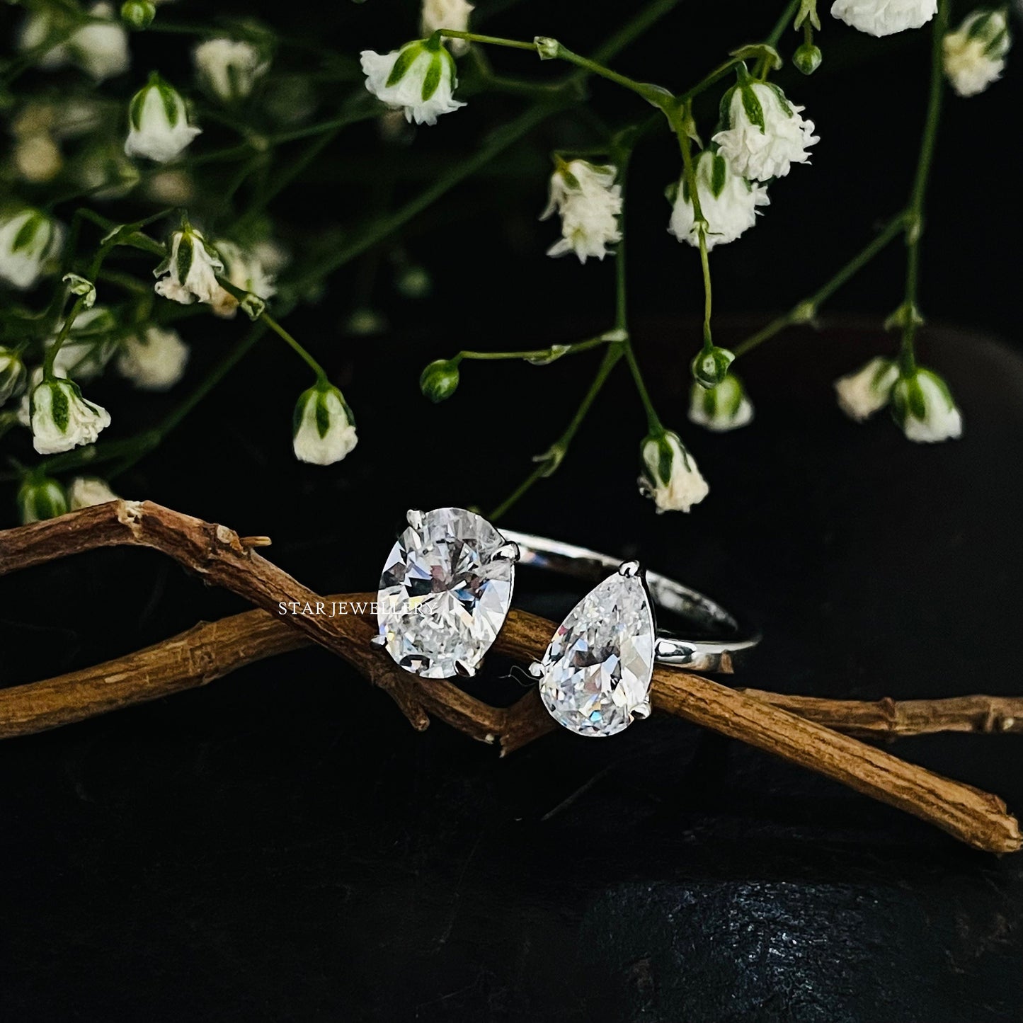 Toi Et Moi Pear Cut and Oval Cut Lab Grown Diamond Engagement Ring