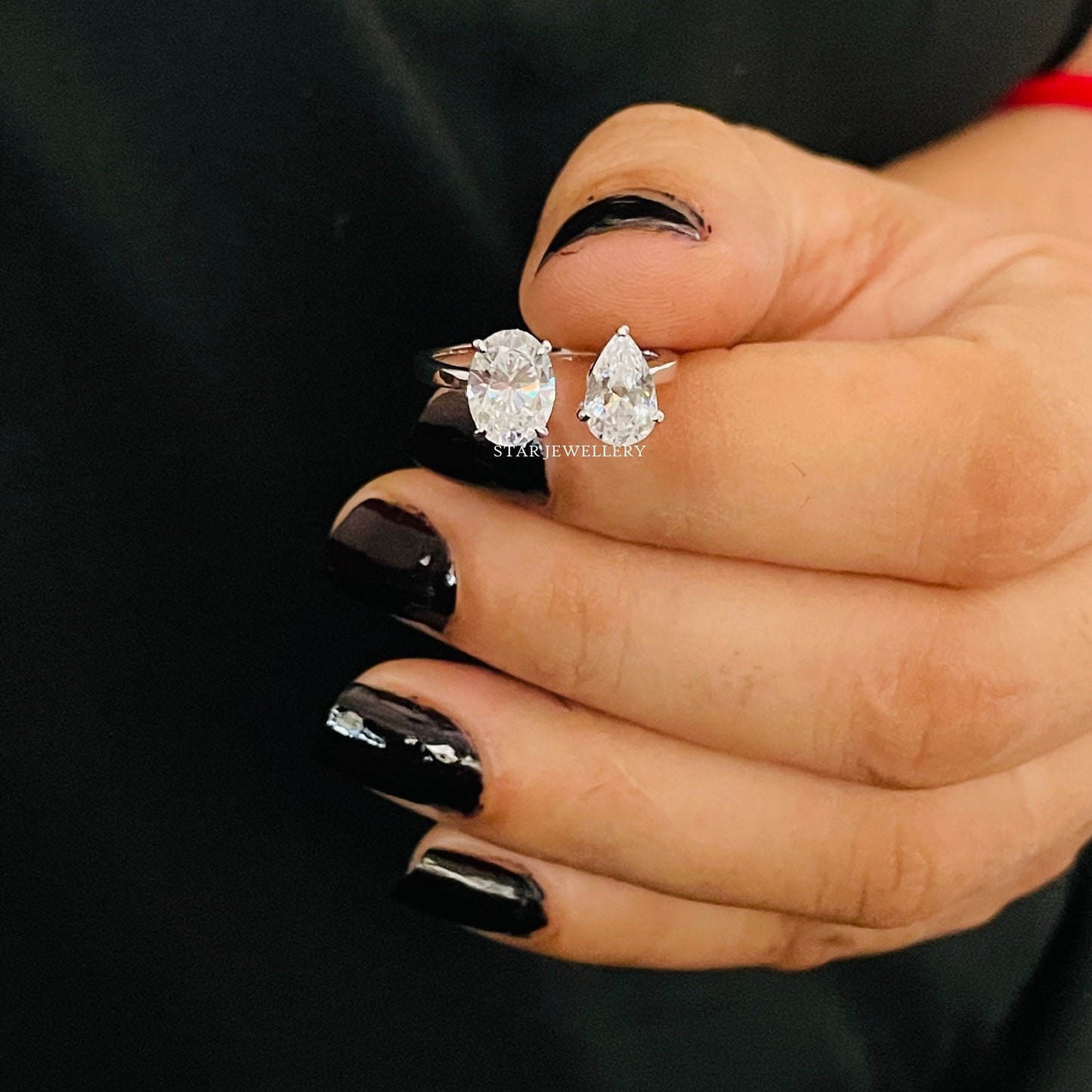 Toi Et Moi Pear Cut and Oval Cut Lab Grown Diamond Engagement Ring
