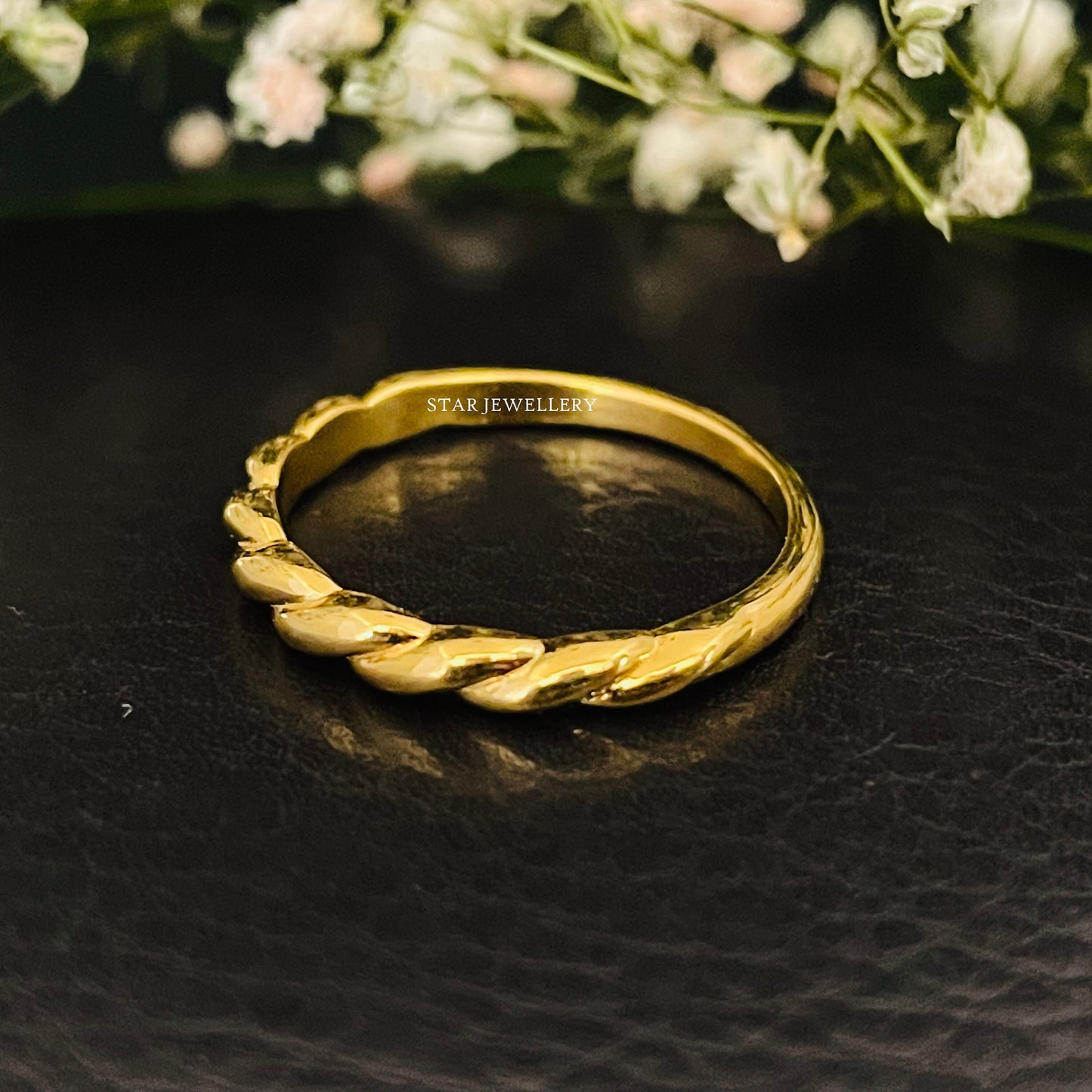14K Solid Gold Twist Band Ring