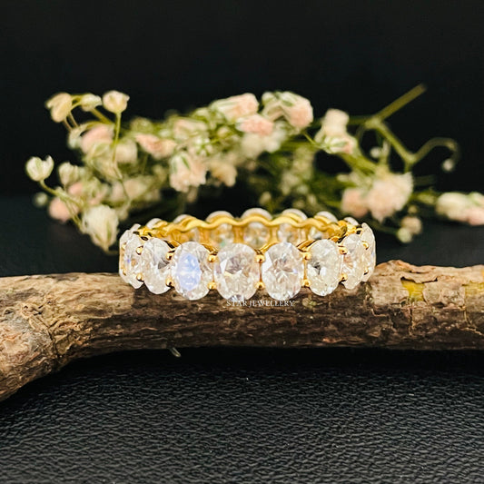 14K Solid Gold Oval Moissanite Band Ring for her