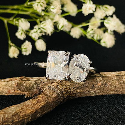14K Solid Gold Colorless Oval & Radiant Cut Toi Et Moi Engagement Ring