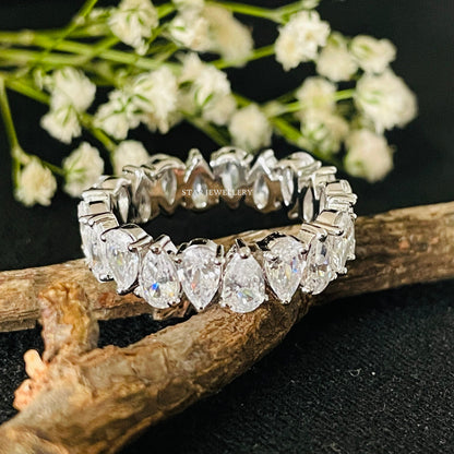 14K Solid Gold Pear Moissanite Matching Band for her