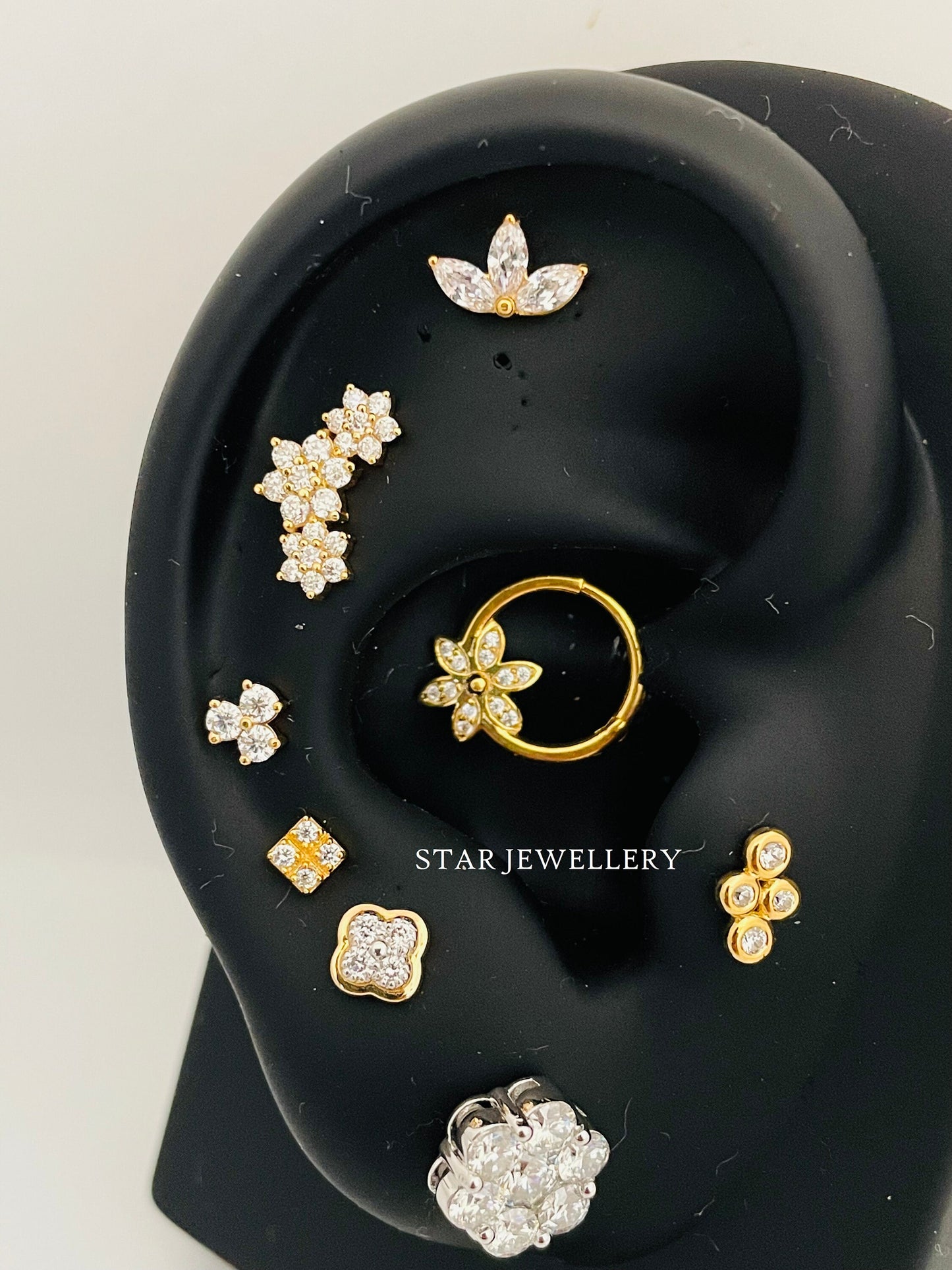 14K Solid Gold Leaf Stud Diamond Piercing