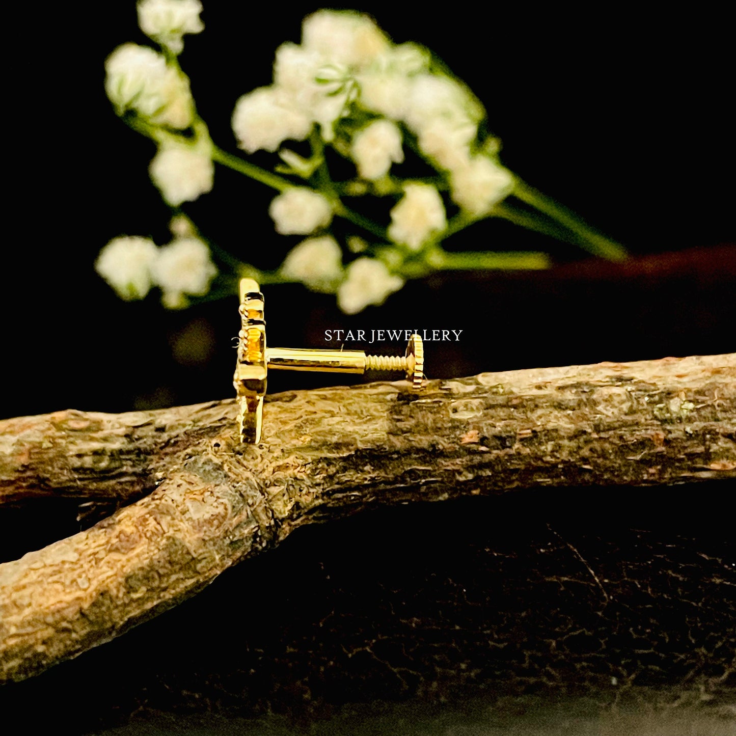 Solid Gold Diamond Leaf Earring