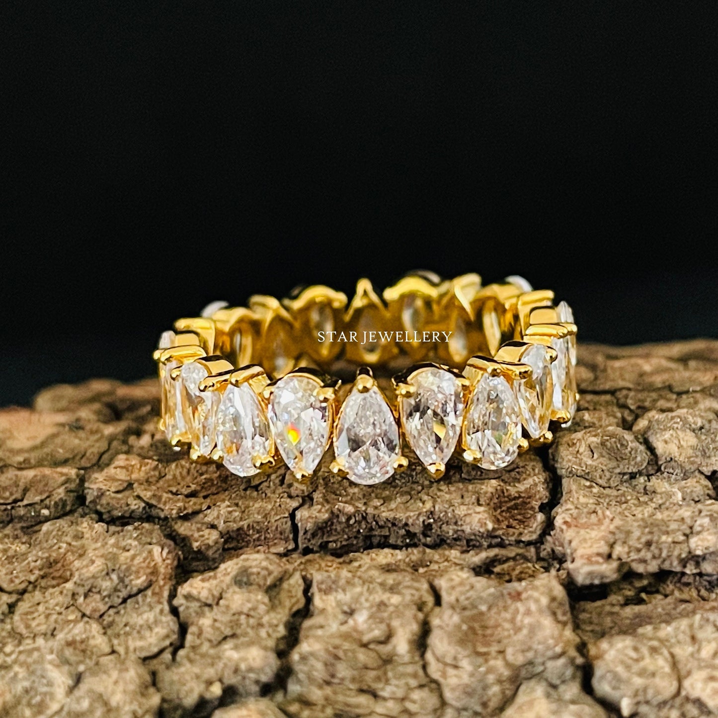 14K Solid Gold Pear Moissanite Matching Band for her