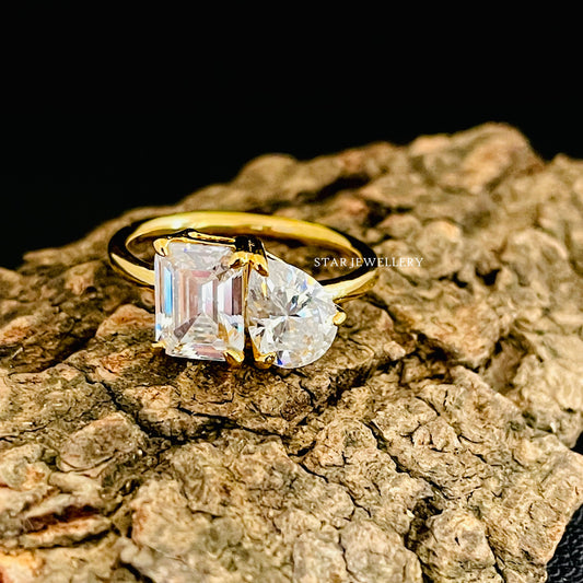 Toi Et Moi Pear Cut and Emerald Cut Moissanite Ring