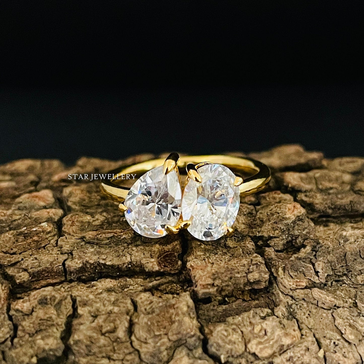 14K Solid Gold Toi Et Moi Pear Cut & Oval Cut Moissanite Ring