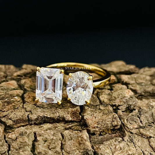 Colorless Oval Cut and Emerald Cut Toi Et Moi Moissanite Ring