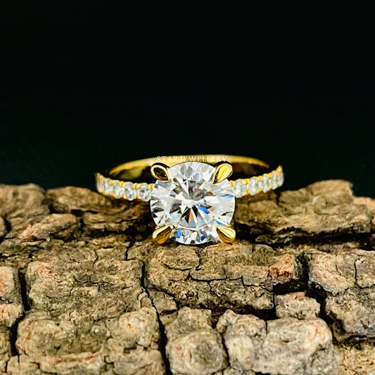 2.00 Ct Colorless Round Cut Moissanite  Ring