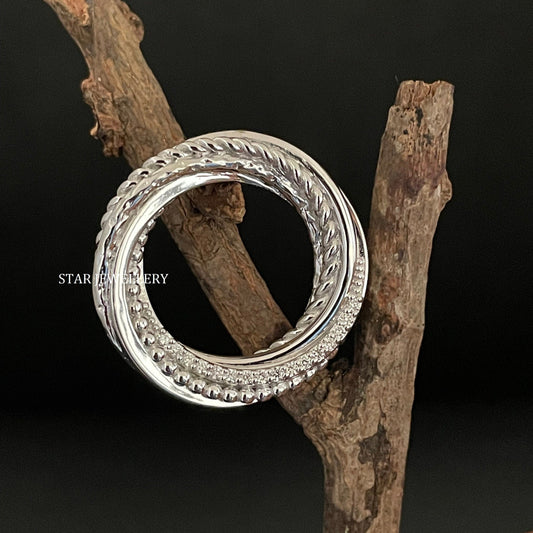 Diamond Twist Multi Circle Pendant