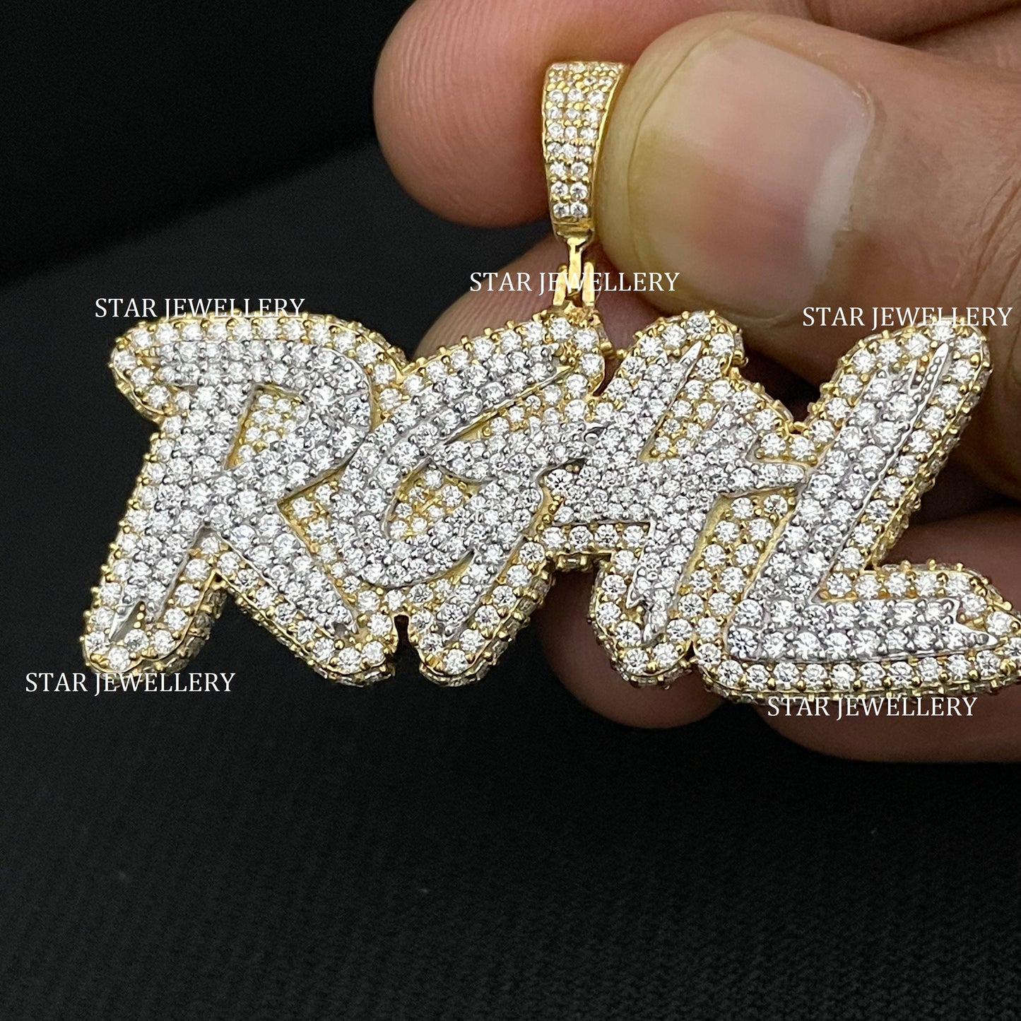 VVS Moissanite Custom Icedout Letter Pendant