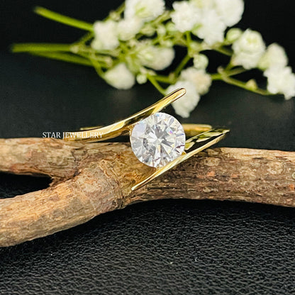 14K Solid Gold Brilliant Round Cut Solitaire CVD Engagement Ring