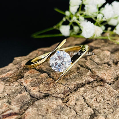 14K Solid Gold Brilliant Round Cut Solitaire Moissanite Engagement Ring
