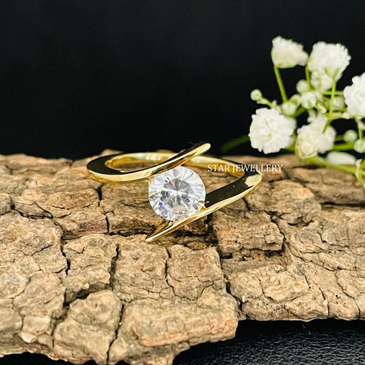 14K Solid Gold Brilliant Round Cut Solitaire CVD Engagement Ring