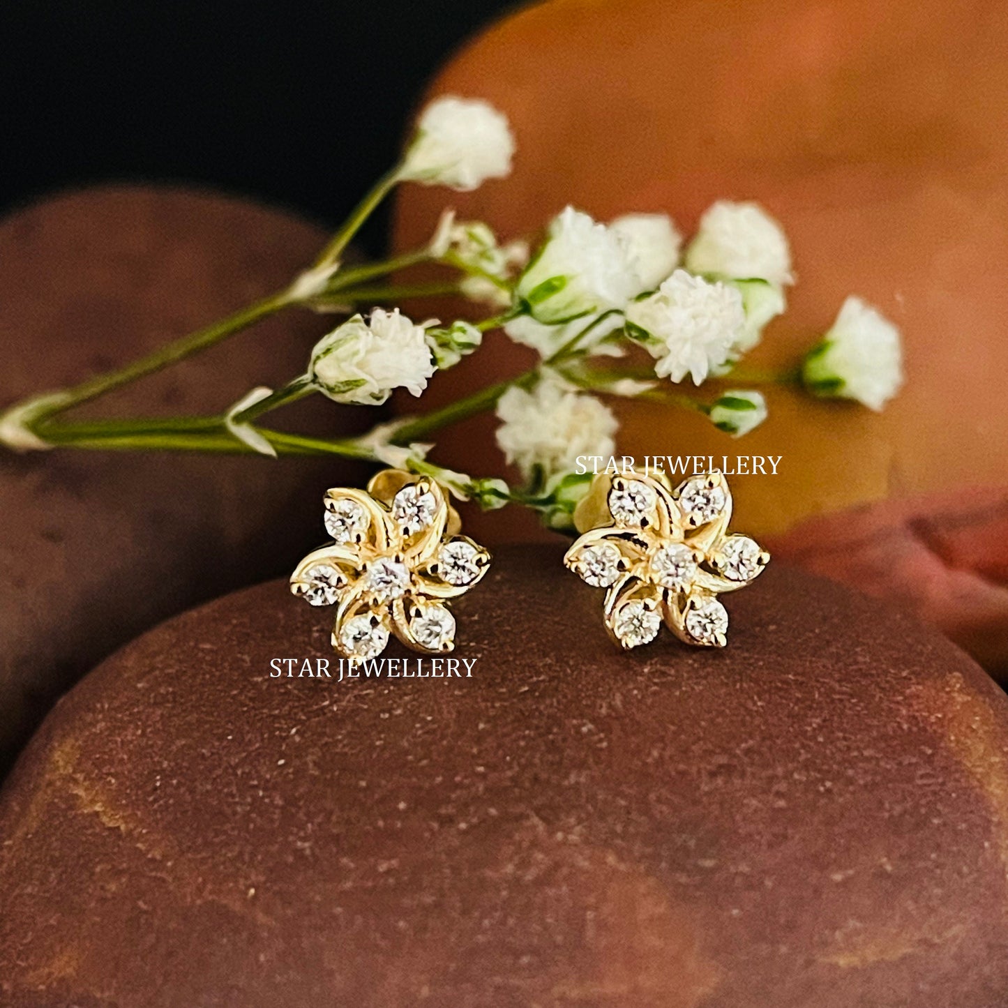 14K Gold Diamond Cluster Floral Threaded Piercing