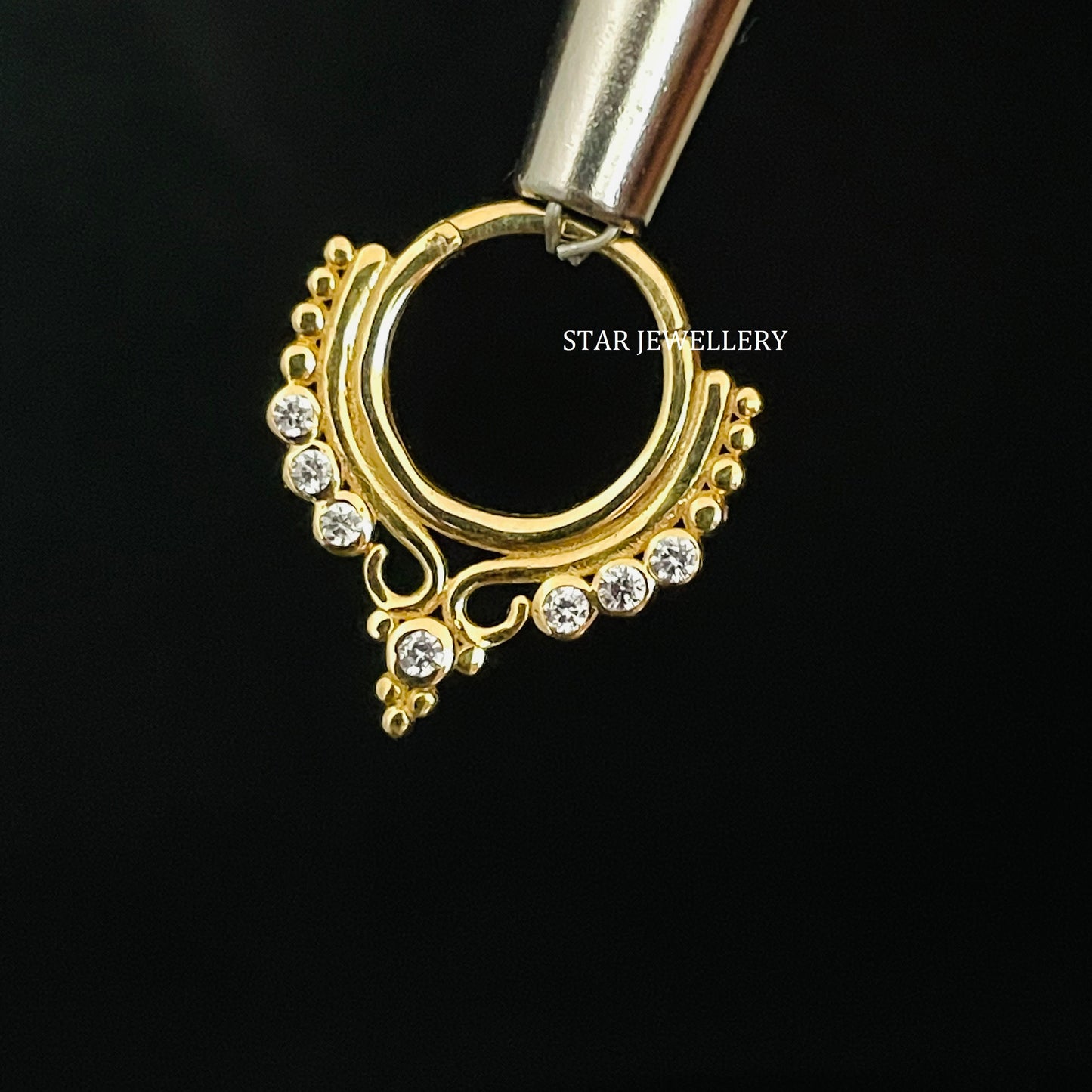 Bezel Set Diamond Daith Clicker