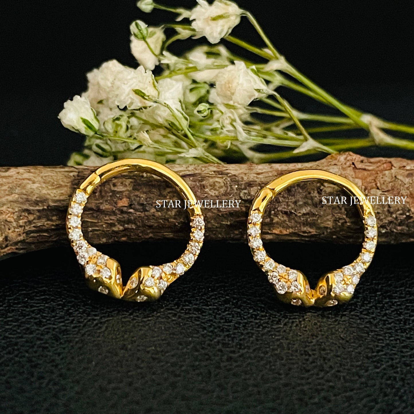 Natural Diamond Dual Snake Septum Piercing