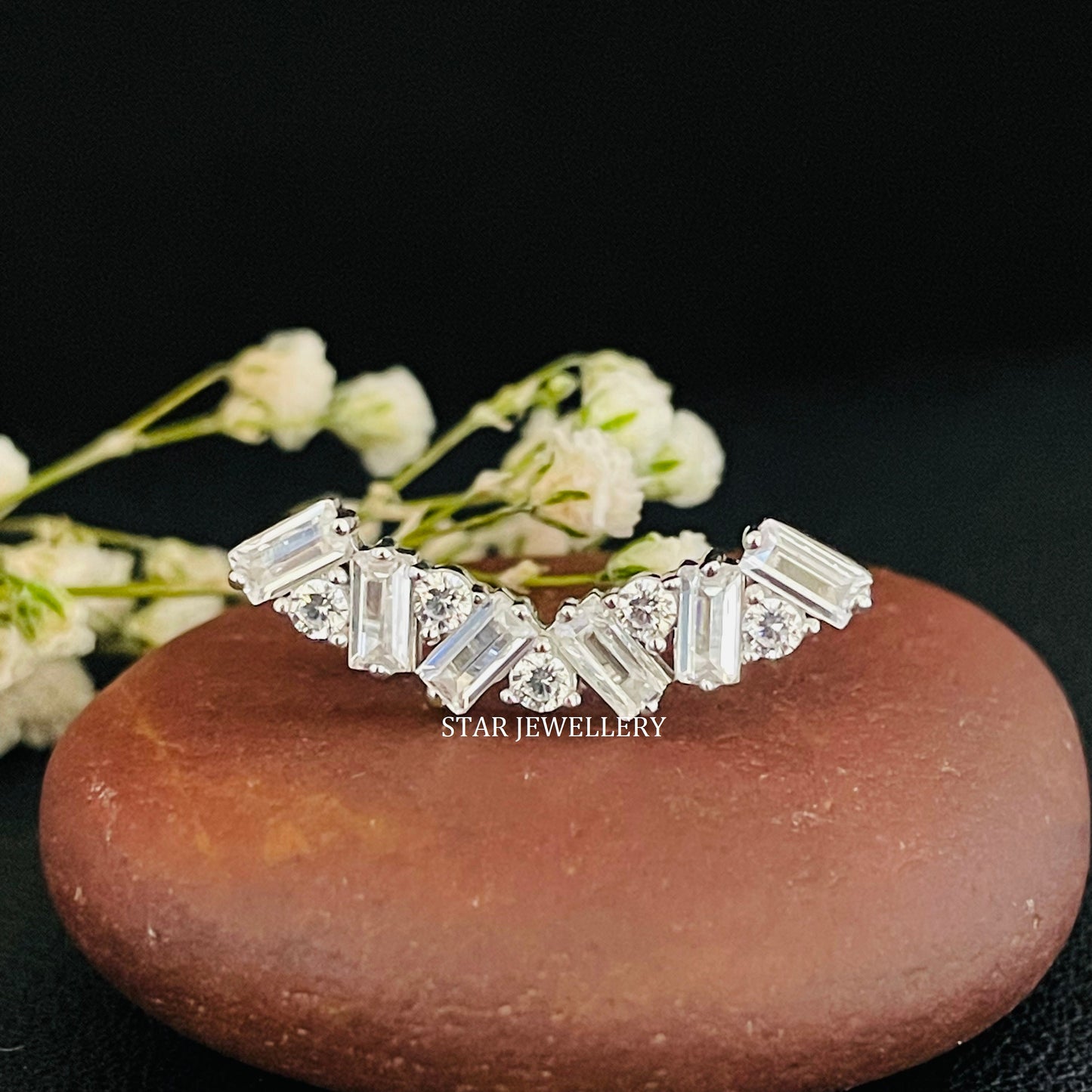 14K Solid Gold Baguette Moissanite Zig Zag Ear Climber