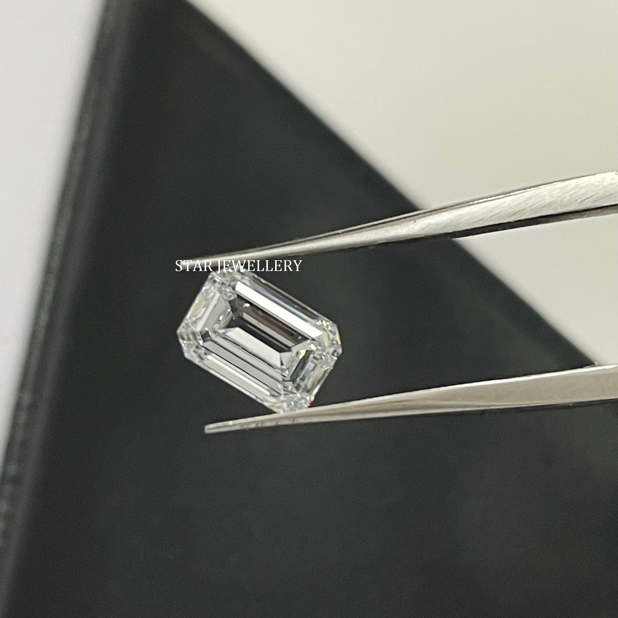 2.00 Ct Emerald Cut E / VS IGI Certified Lab Grown Diamond