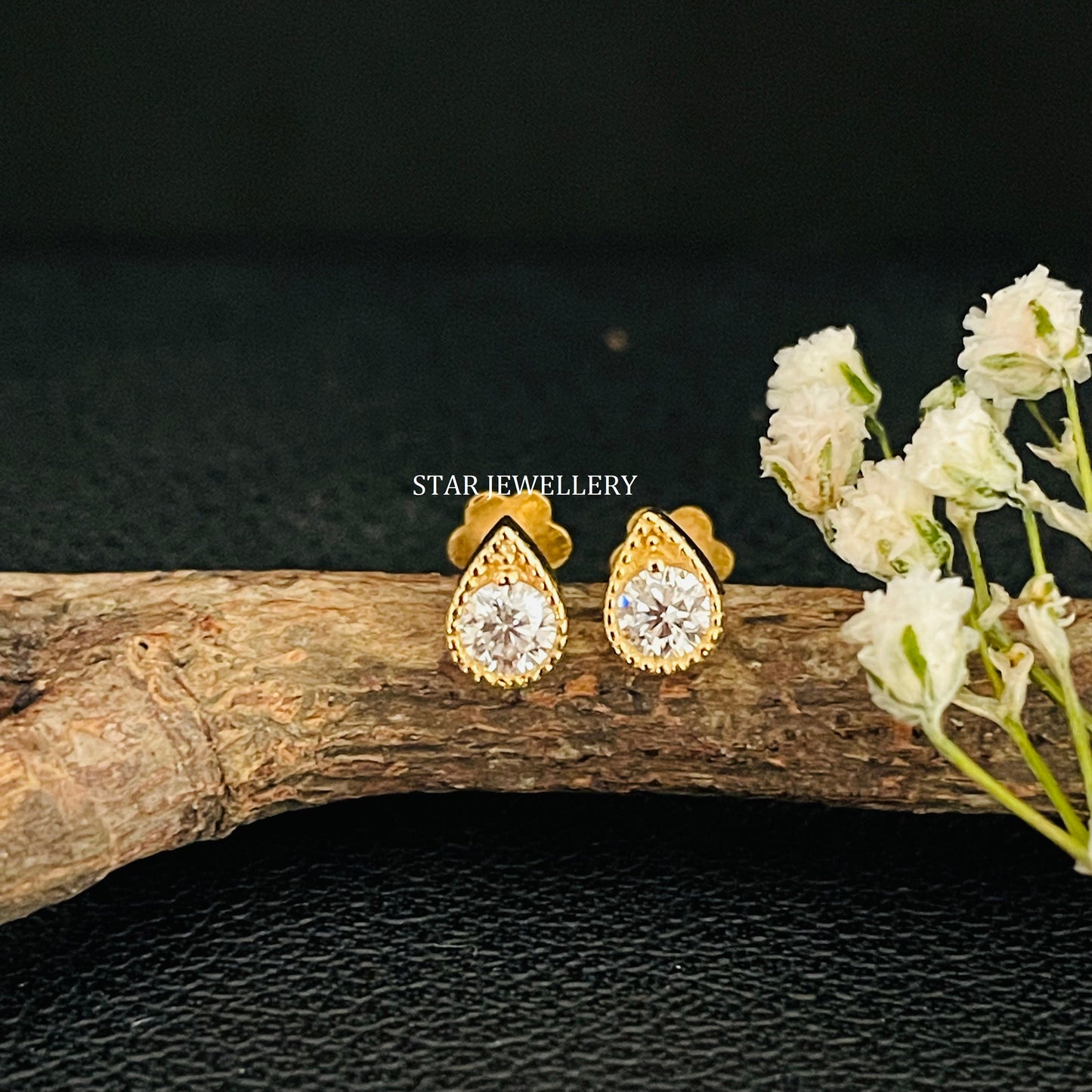 Genuine Diamond Mono Stone Pear Stud for Nose & Ear piercing