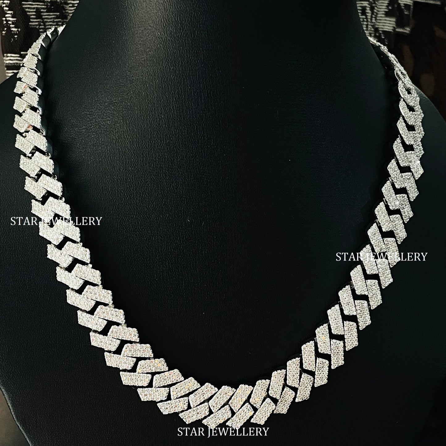VVS Moissanite 14 MM Wide Unisex Diamond Cuban Linked Chain
