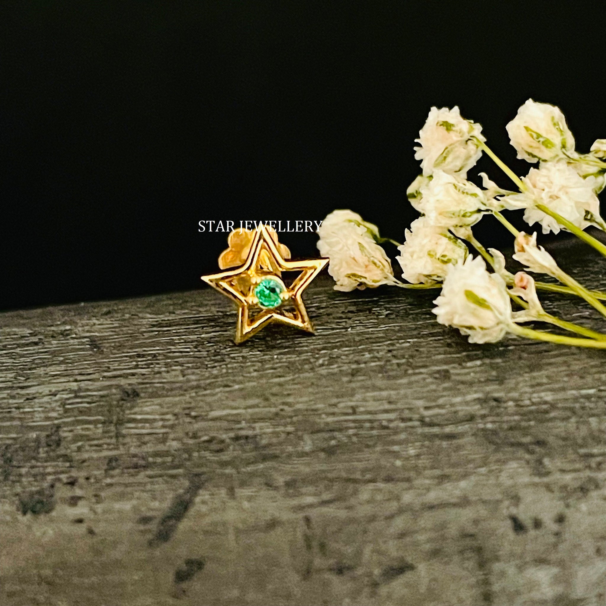 Green CZ Diamond STAR Nose Pin