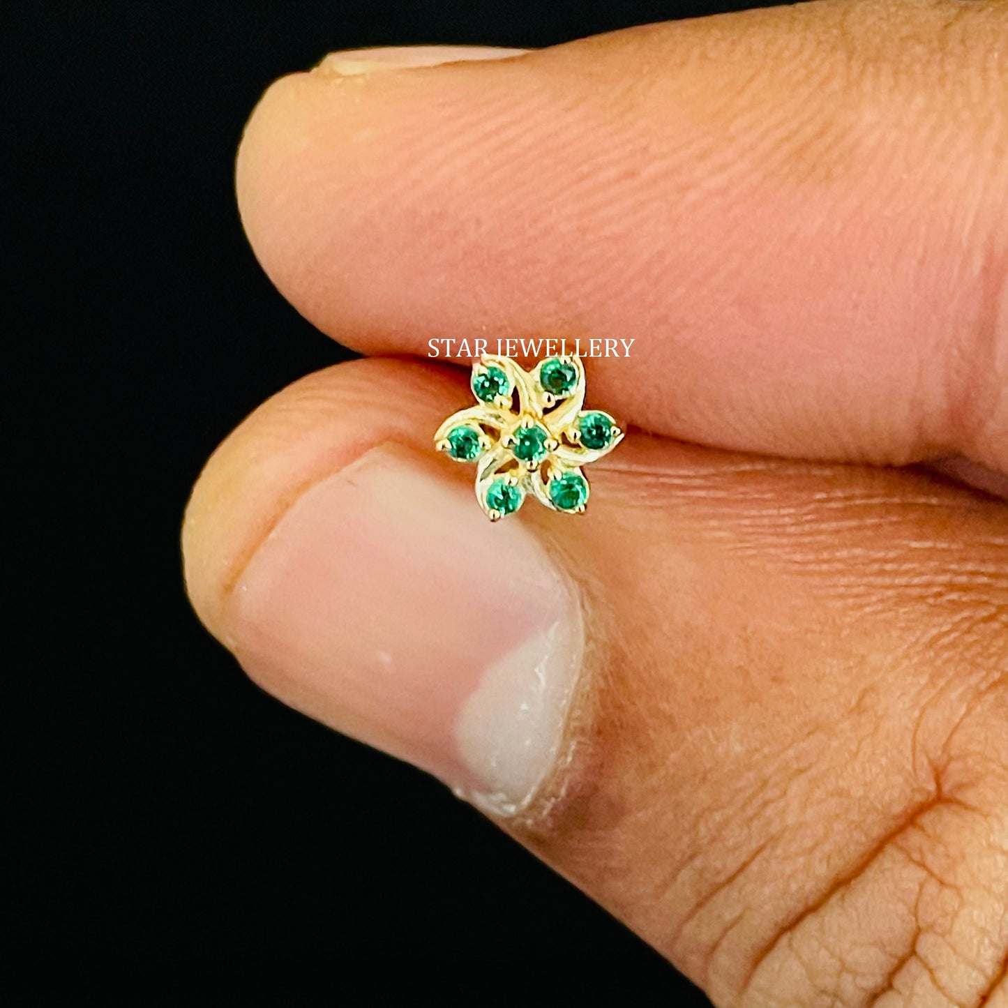 14K Gold Green Diamond Cluster Floral External Threaded Piercing