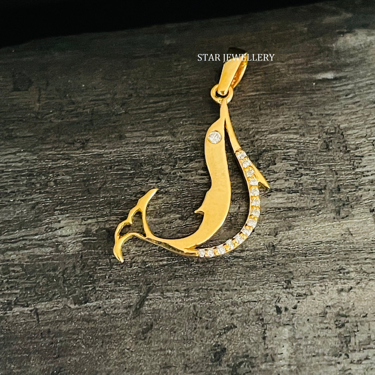 14K Gold Natural Diamond Fish Pendant