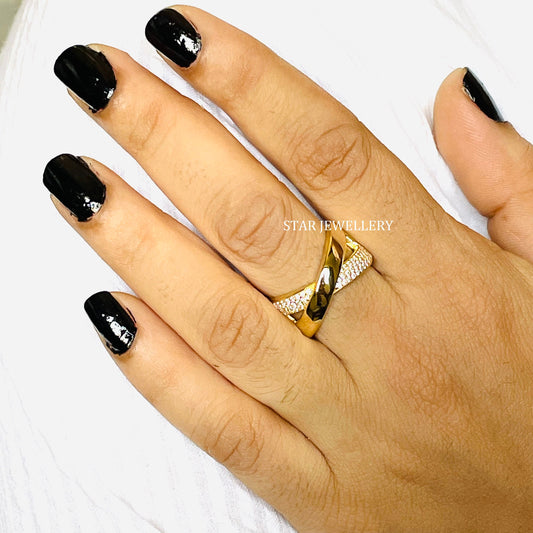 Natural Diamond Criss Cross Diamond Twist Ring