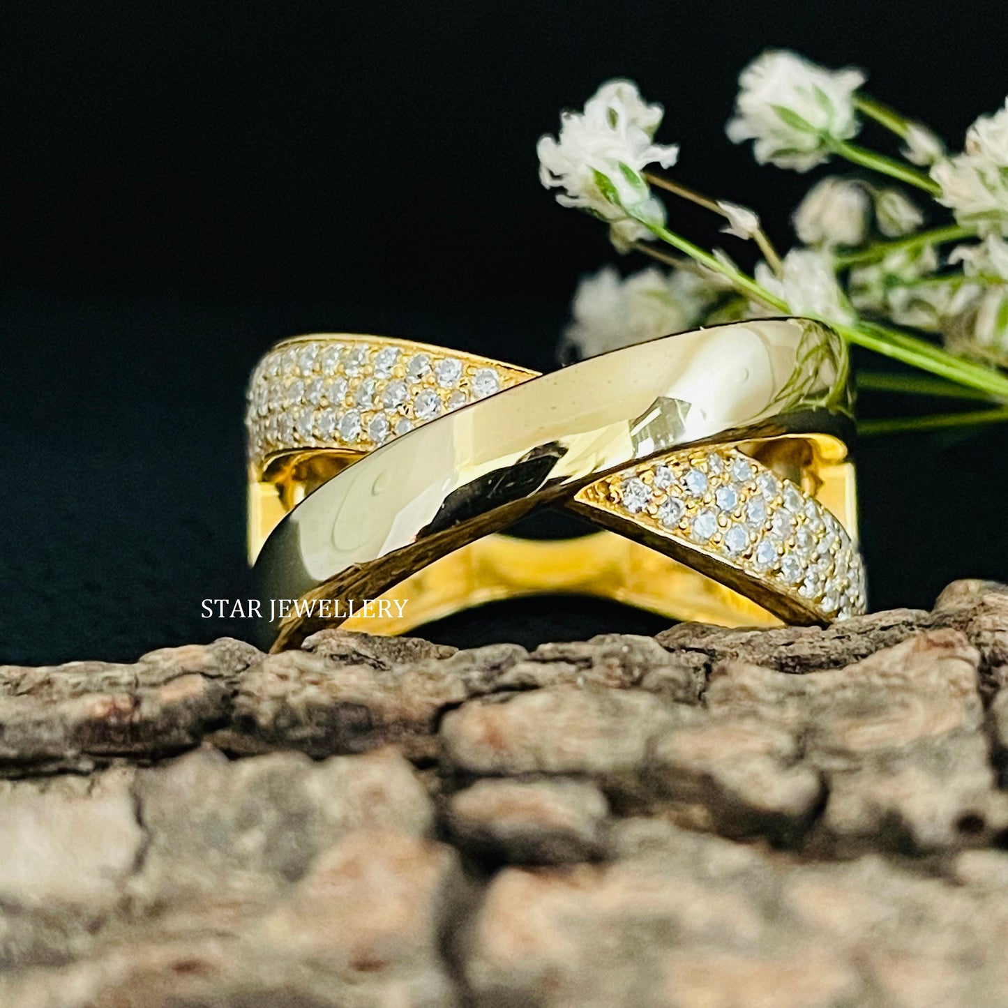 Natural Diamond Criss Cross Diamond Twist Ring