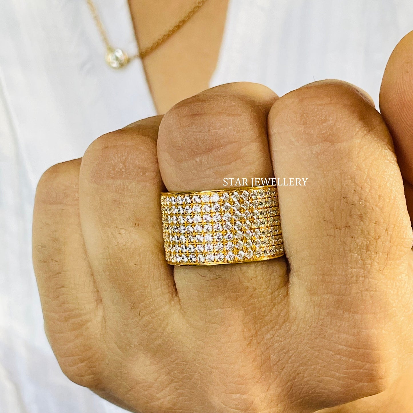Unisex Natural Diamond Cigar Ring