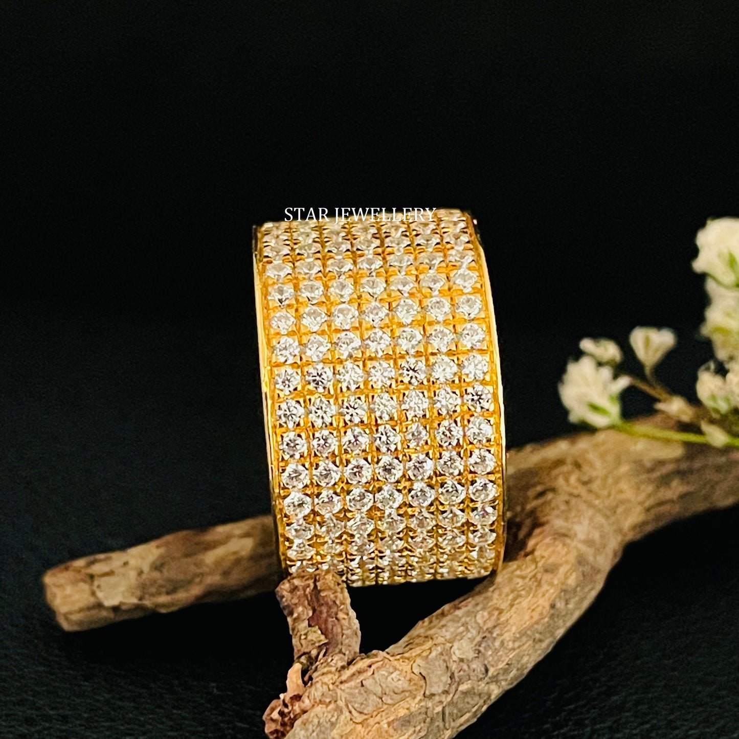 Unisex Natural Diamond Cigar Ring