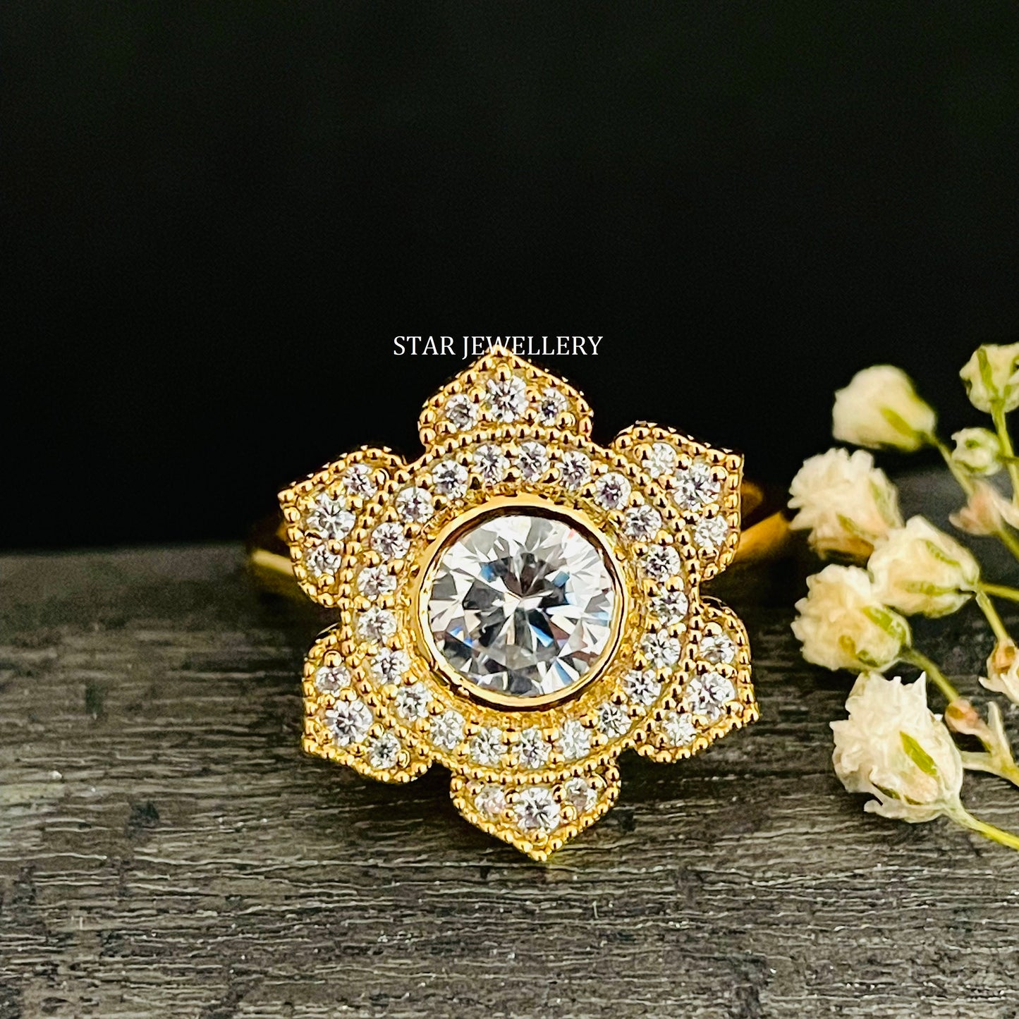 1.00 ct IGI Certified Lab Grown Diamond Vintage Halo Floral Engagement Ring