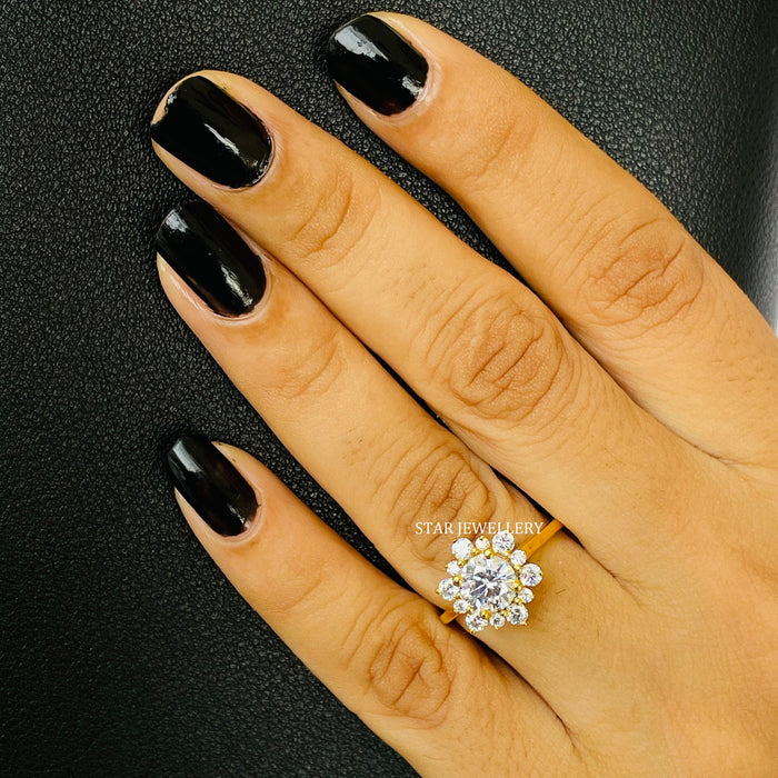 STAR JEWELLERY IGI certified lab grown diamond halo engagement ring, close-up