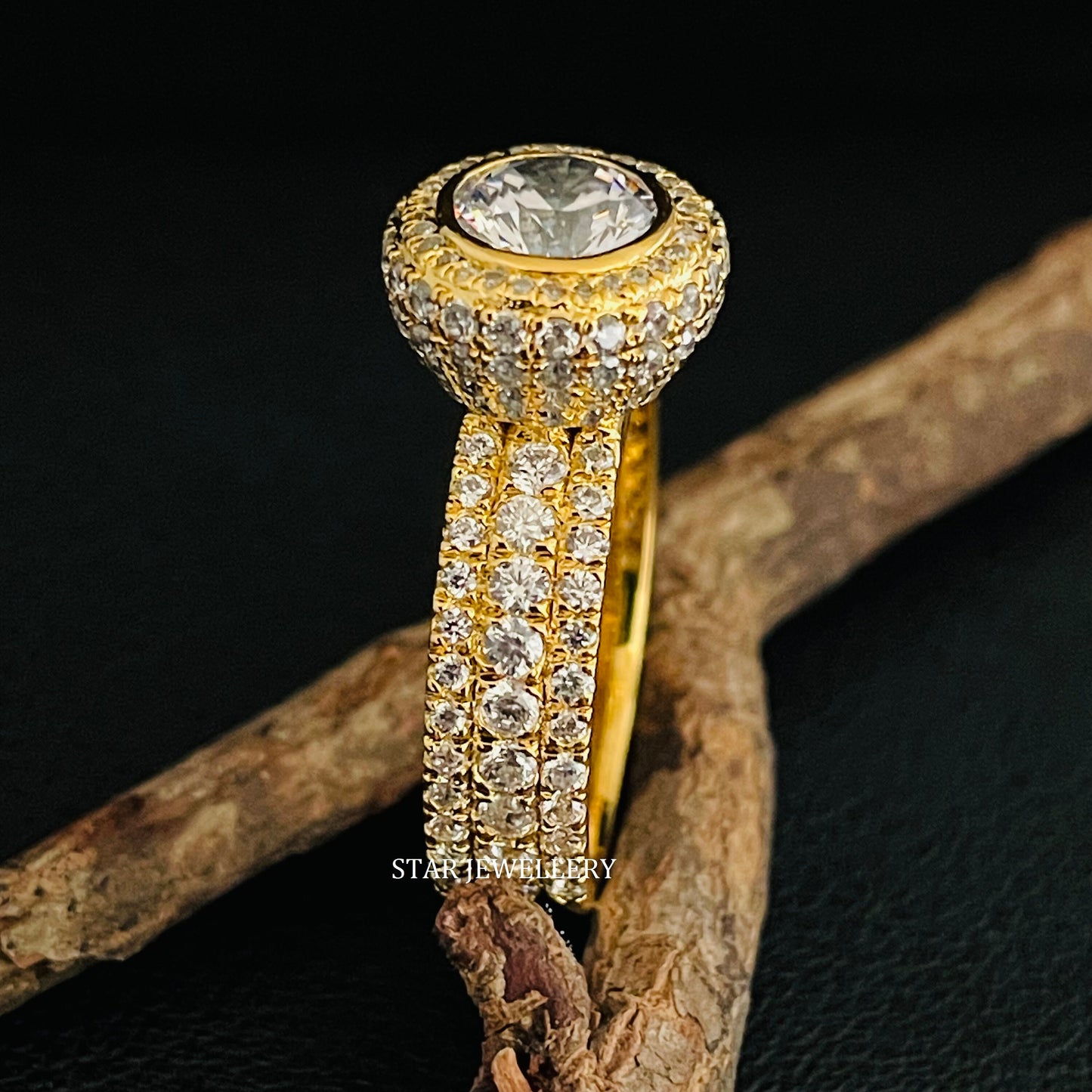 1.00 Ct IGI Certified CVD Diamond Engagement Ring for her