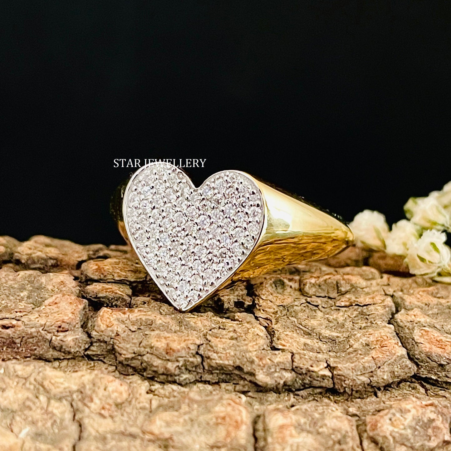 14K Gold Natural Diamond Heart Signet Ring