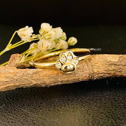 Solid Gold natural Diamond Dogs Paw Ring